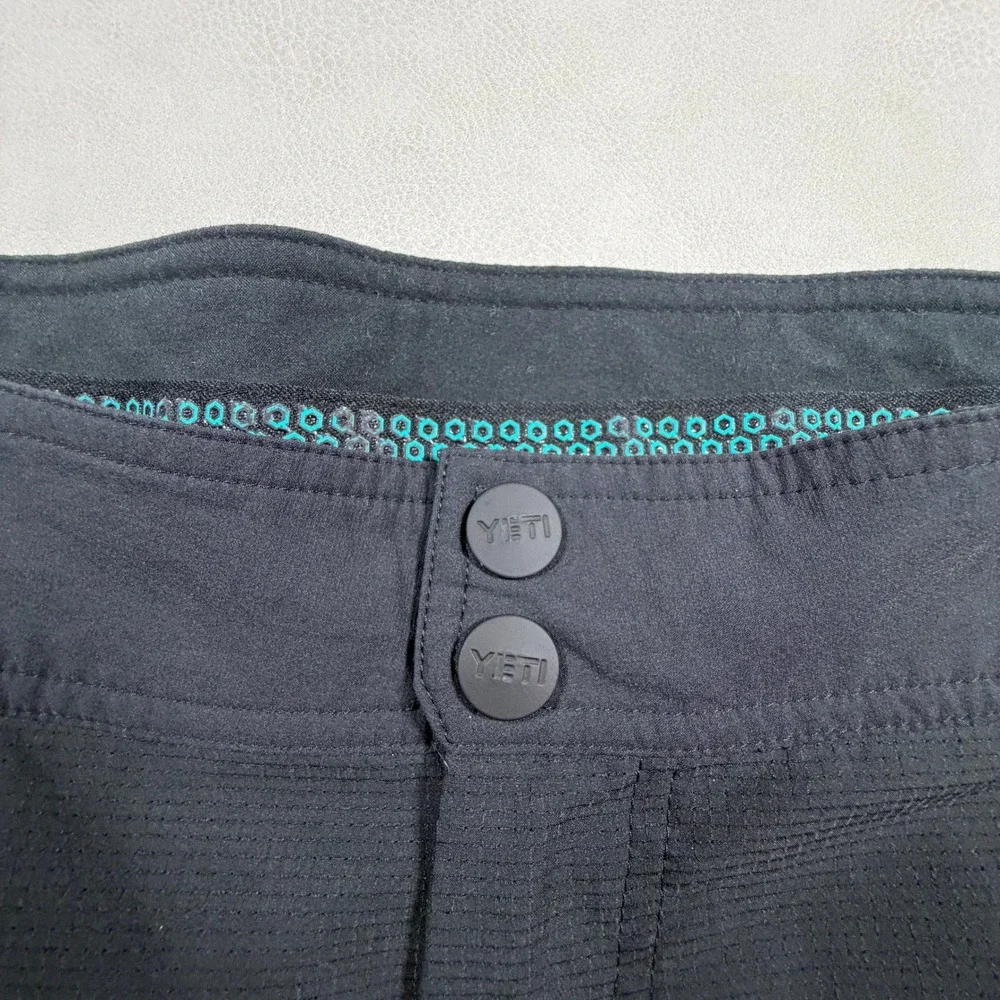 Yeti Turq Mens Mountain Bike Shorts Black Size Medium MTB Cycling Trail Biking‎